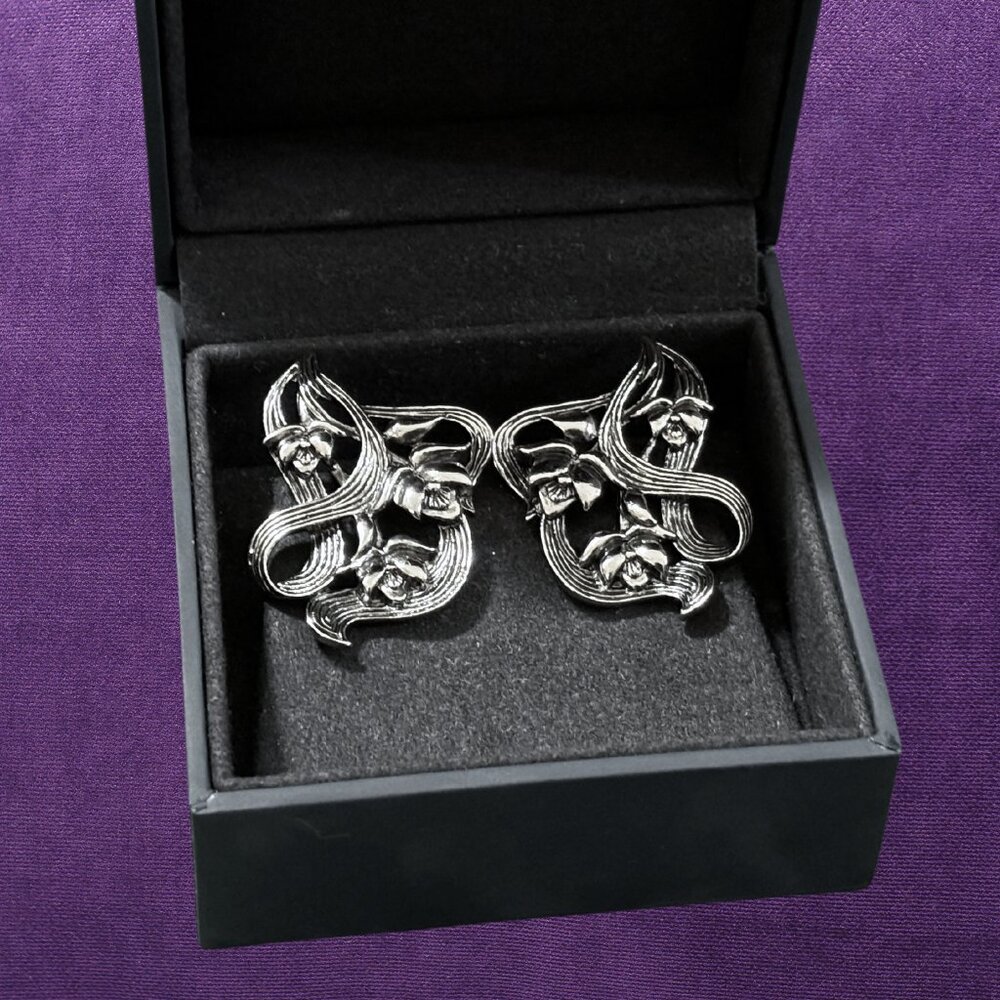 Vintage Avon Art Nouveau Spring Treasures Silvertone Floral Clip-On Earrings